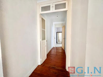 Appartement - 60 m² - 2 pièces