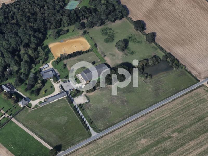 Maison - 250 m² - 7 pièces