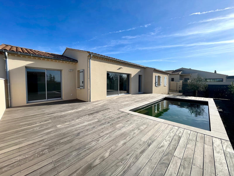 Maison - 140 m² - 5 pièces