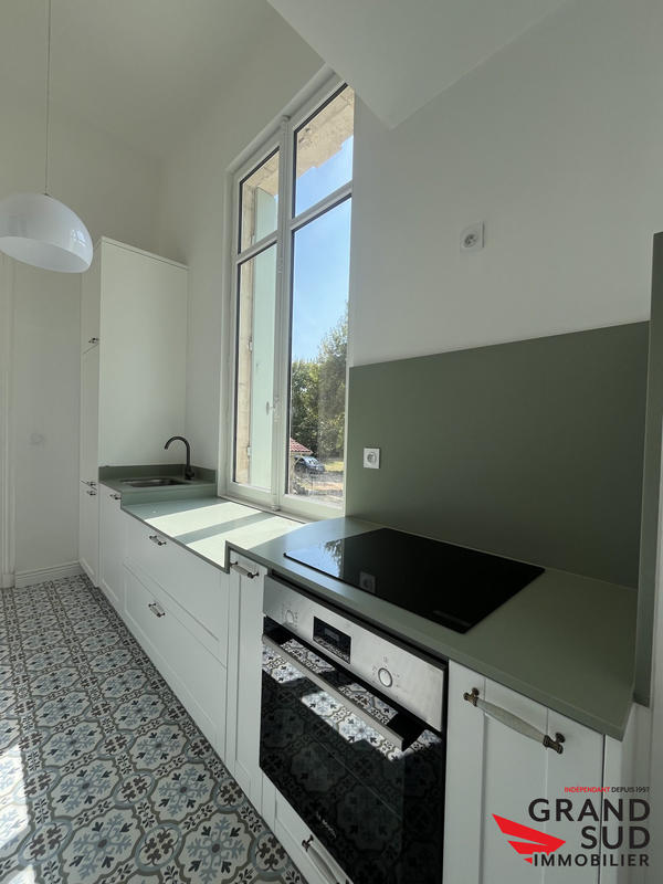 Maison - 207 m² - 7 pièces