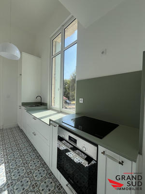 Maison - 207 m² - 7 pièces