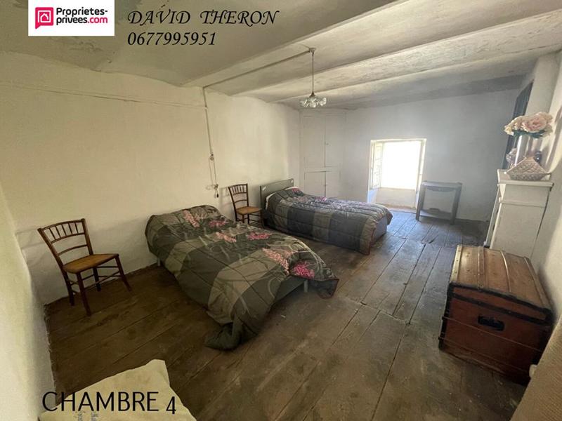 Maison - 153 m² - 9 pièces