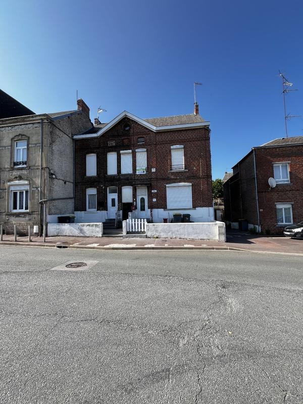 Maison - 121 m² - 6 pièces