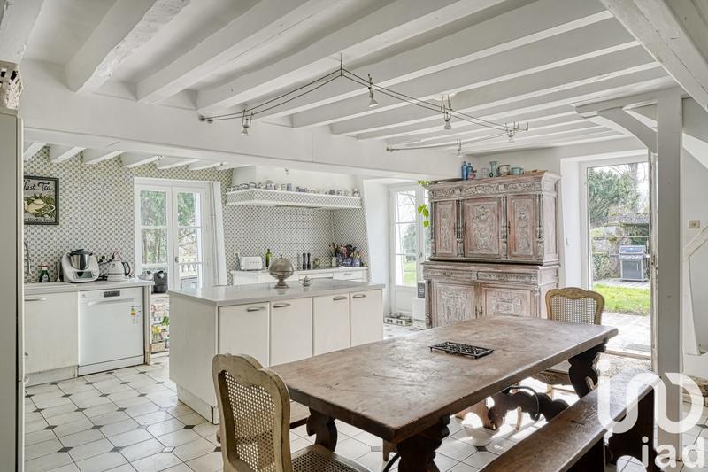 Maison - 350 m² - 13 pièces