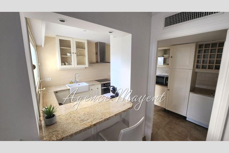 Appartement - 86 m² - 3 pièces