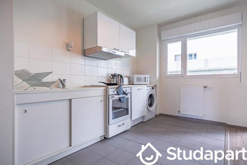 Chambre - 12 m² - 1 pièce