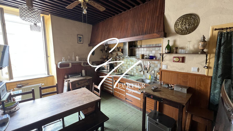 Appartement - 96 m² - 4 pièces