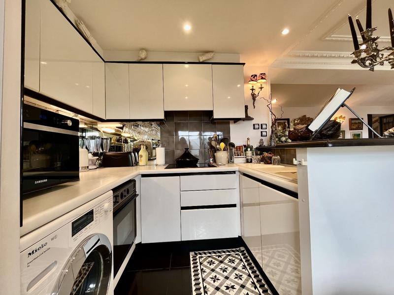 Appartement - 122 m² - 3 pièces