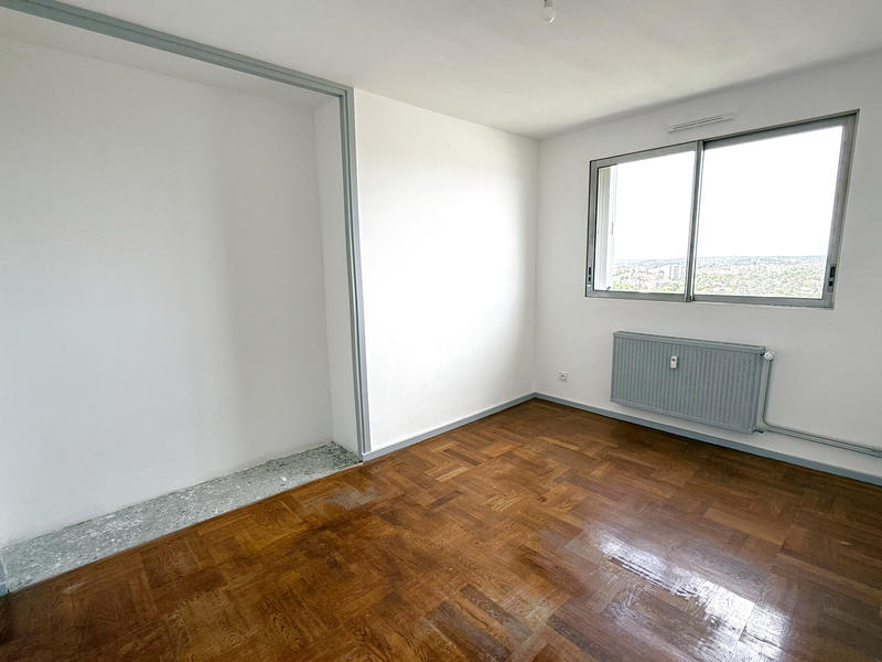 Appartement - 89 m² - 4 pièces