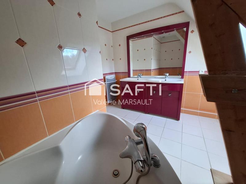 Maison - 204 m² - 9 pièces