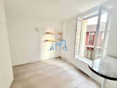 Appartement - 15 m² - 1 pièce