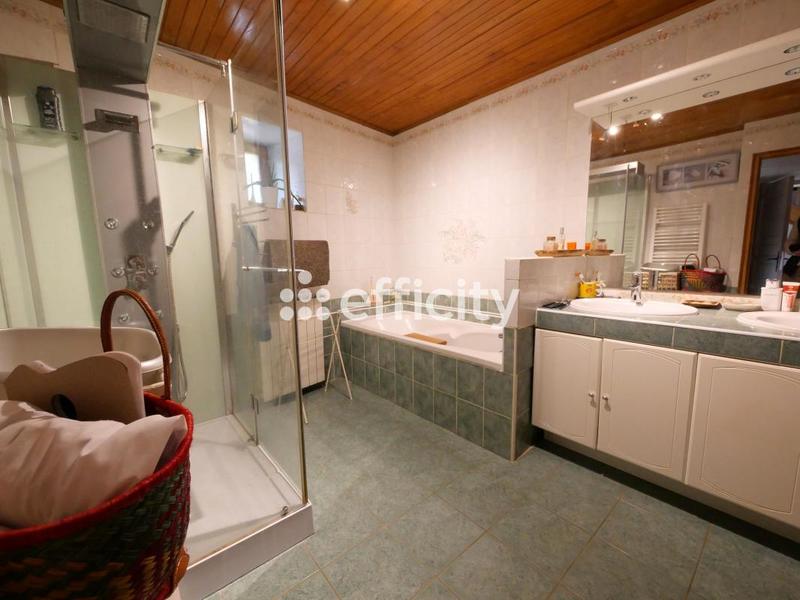 Maison - 112 m² - 6 pièces