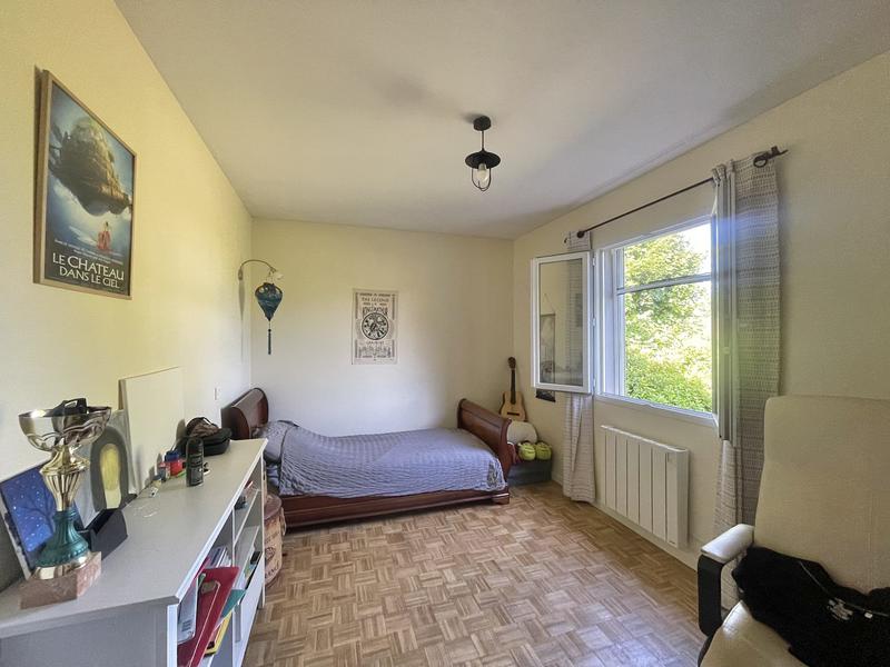 Villa - 210 m² - 9 pièces