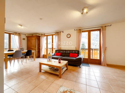 Maison - 163 m² - 5 pièces