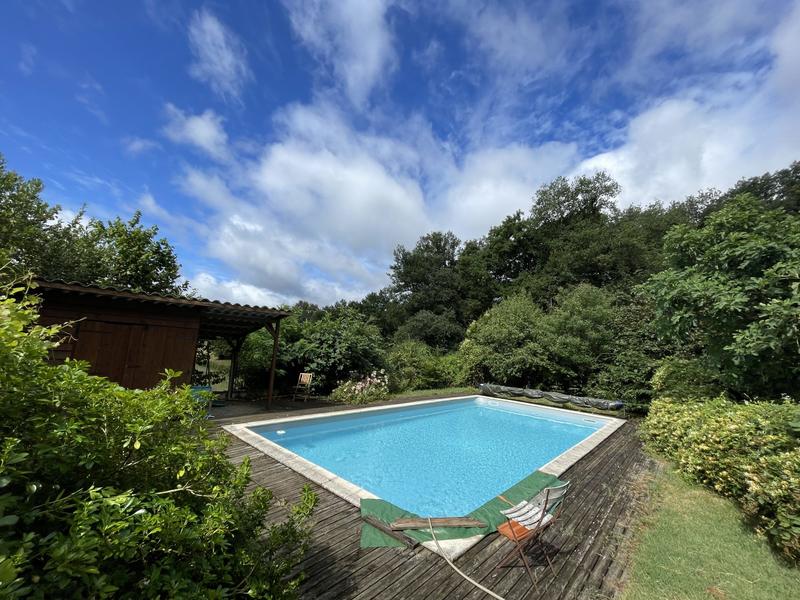 Maison traditionnelle - 140 m² - 5 pièces