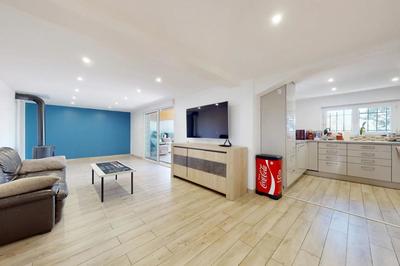 Maison - 170 m² - 8 pièces