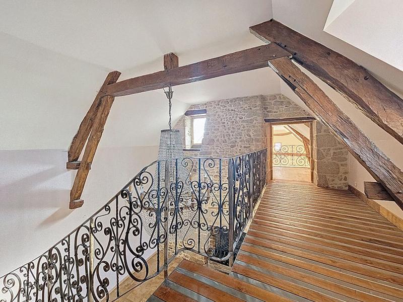 Maison - 500 m² - 13 pièces