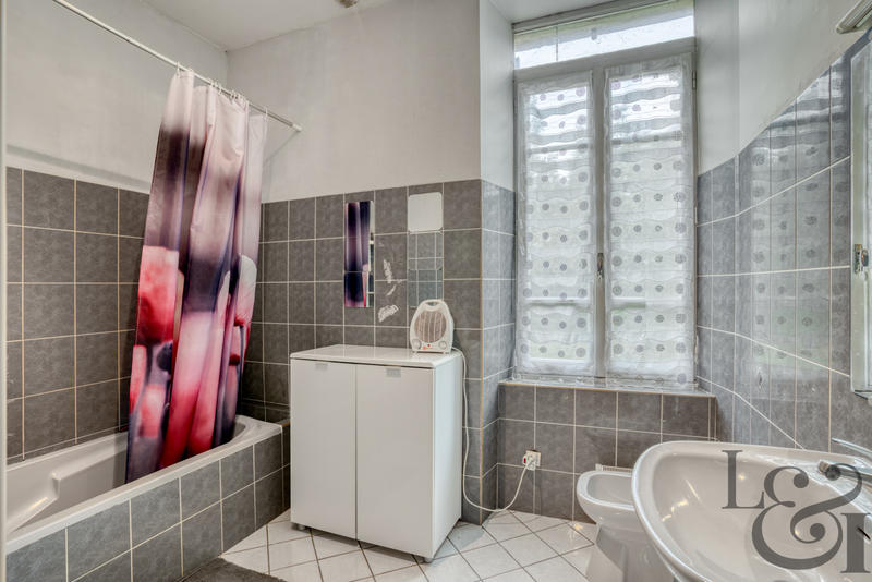 Maison - 105 m² - 4 pièces