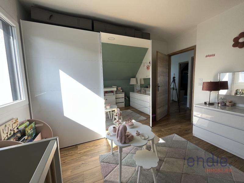 Maison - 105 m² - 5 pièces
