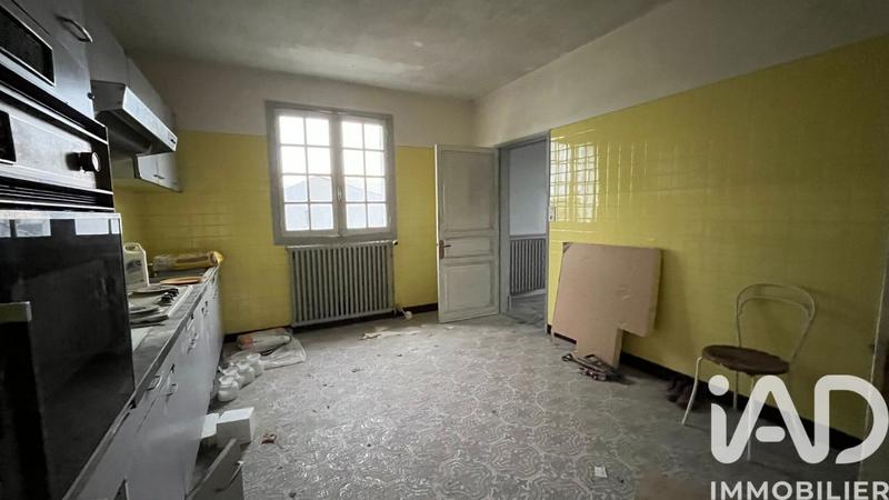 Maison - 300 m² - 5 pièces