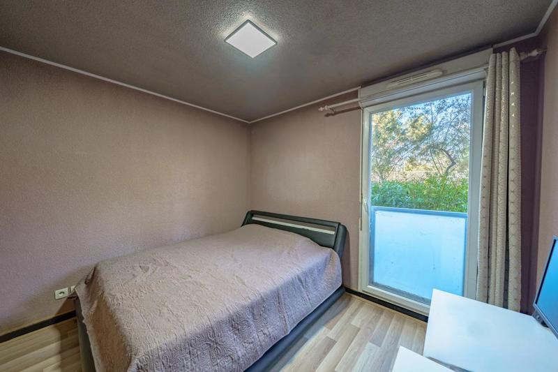 Appartement - 90 m² - 3 pièces