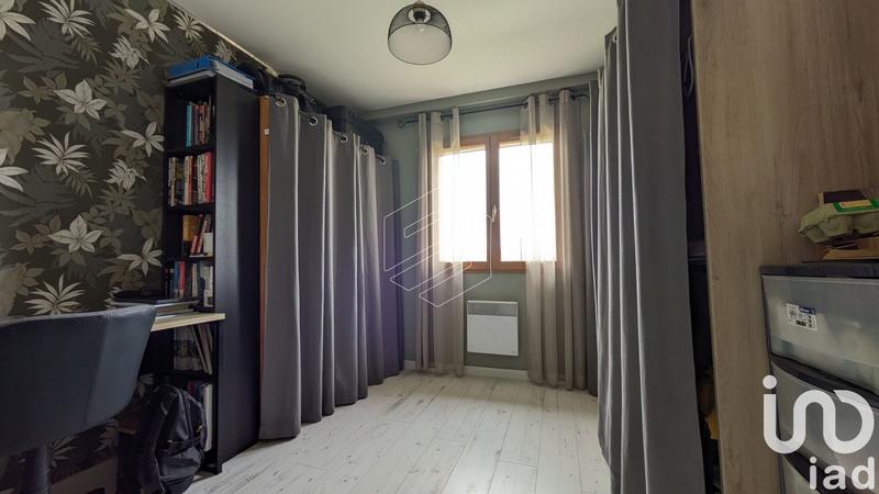 Maison - 99 m² - 6 pièces