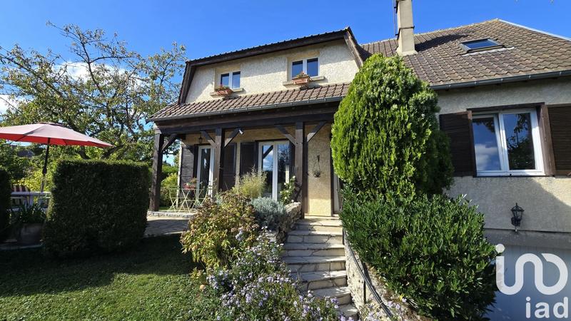 Maison - 137 m² - 6 pièces