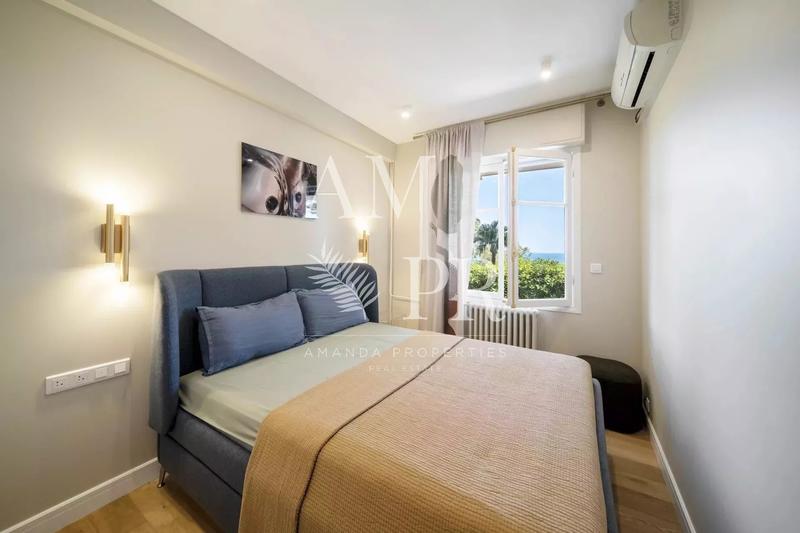 Villa - 300 m² - 4 pièces