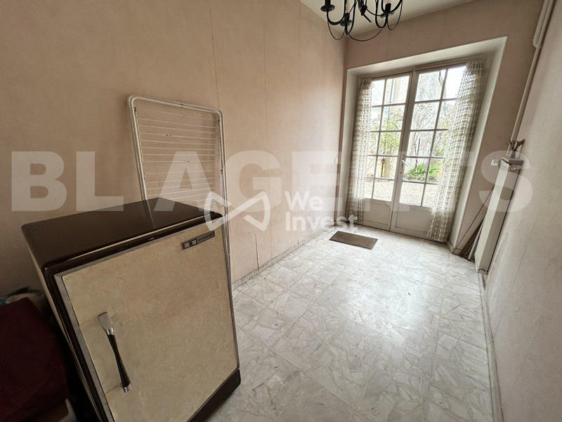 Maison - 210 m² - 8 pièces