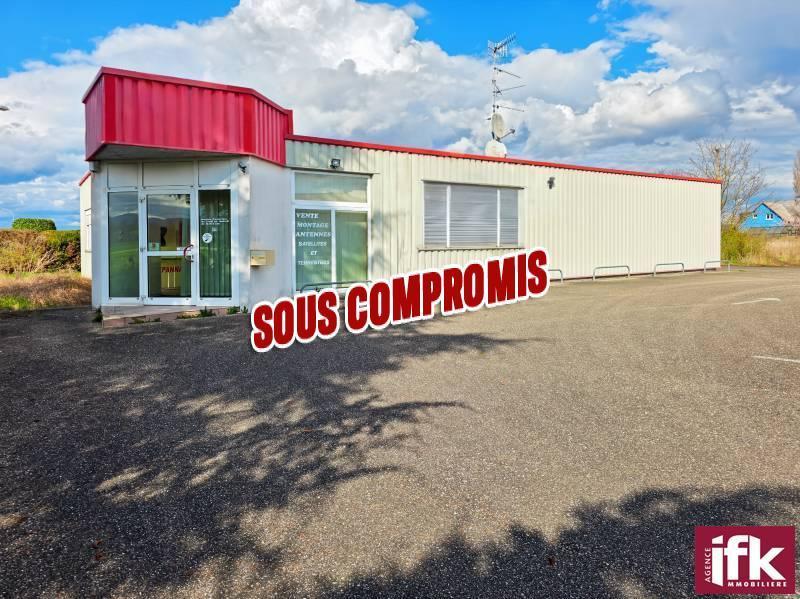 Local commercial - 233 m²