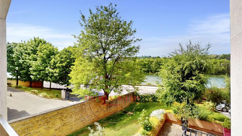 Appartement - 112 m² - 4 pièces