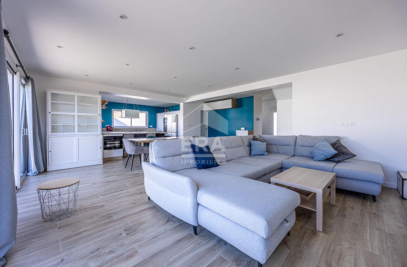 Maison - 139 m² - 5 pièces