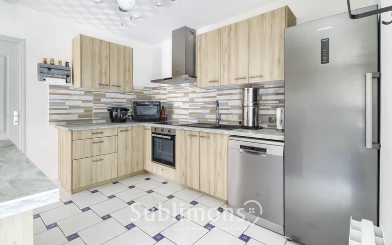 Maison traditionnelle - 95 m² - 4 pièces