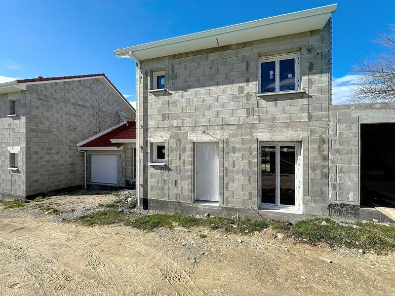 Maison - 91 m² - 4 pièces