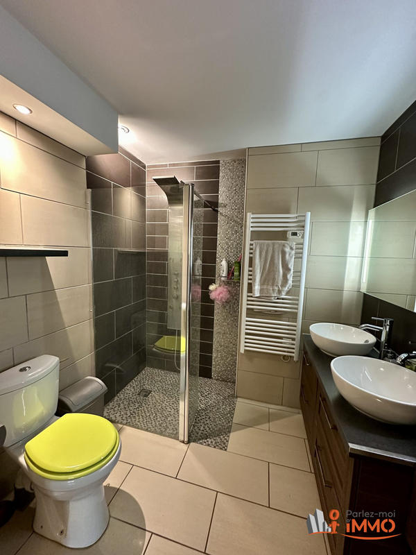 Villa - 146 m² - 7 pièces