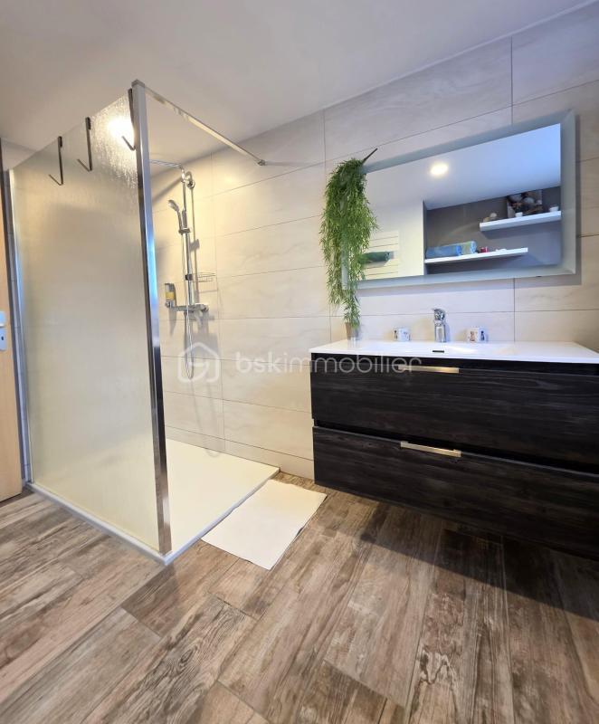 Maison - 272 m² - 11 pièces