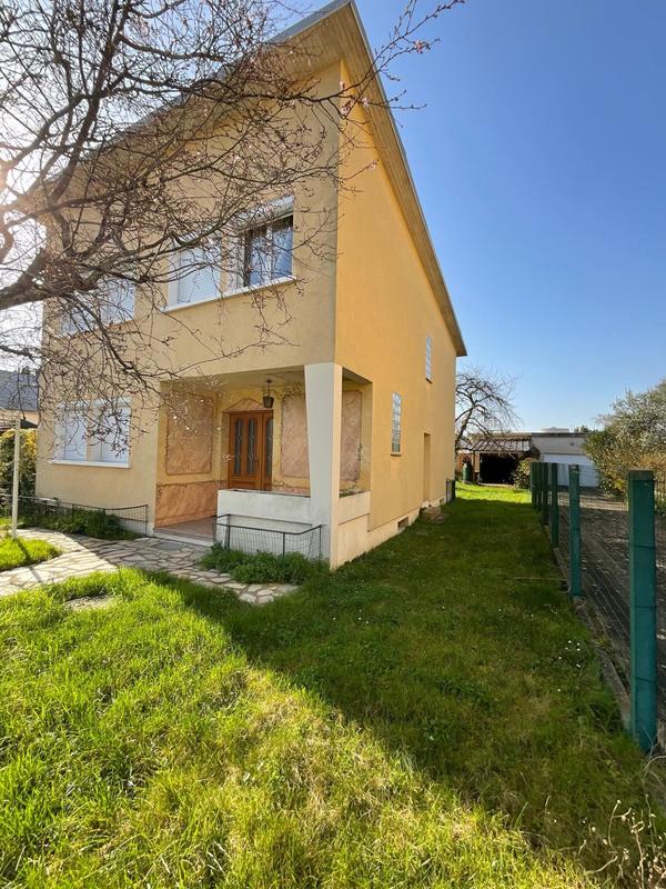 Maison - 137 m² - 5 pièces