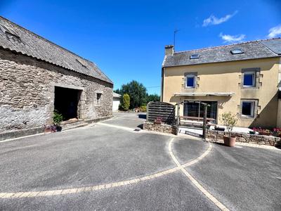 Maison - 126 m² - 6 pièces