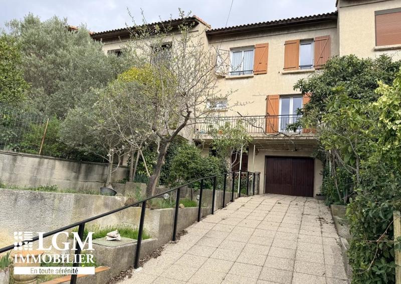 Maison - 104 m² - 4 pièces