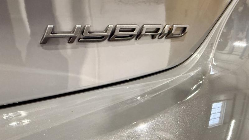 Peugeot 208 II Hybrid 110 e-Dcs6 Allure + Options