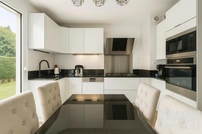 Maison - 120 m² - 7 pièces