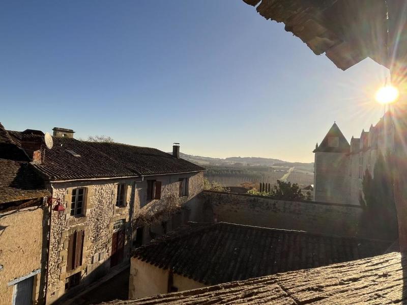 Maison de village - 110 m² - 3 pièces