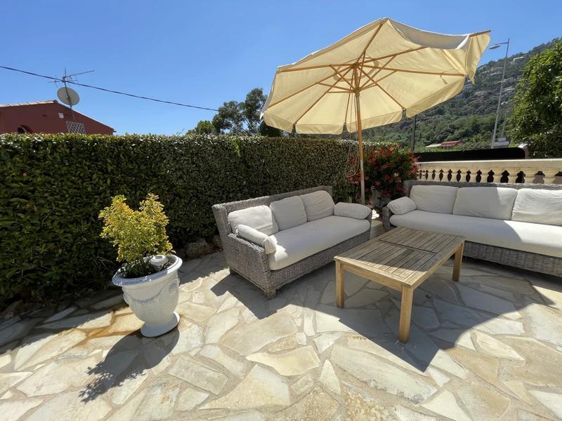 Villa - 260 m² - 6 pièces