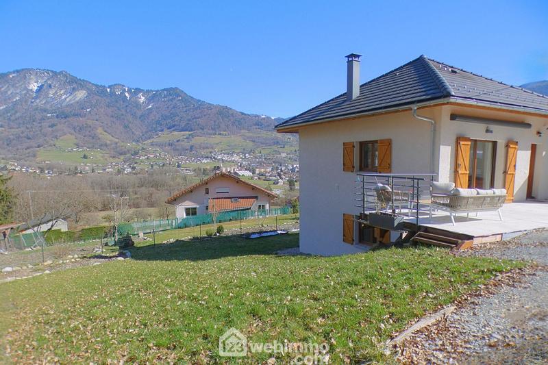 Maison - 96 m² - 4 pièces