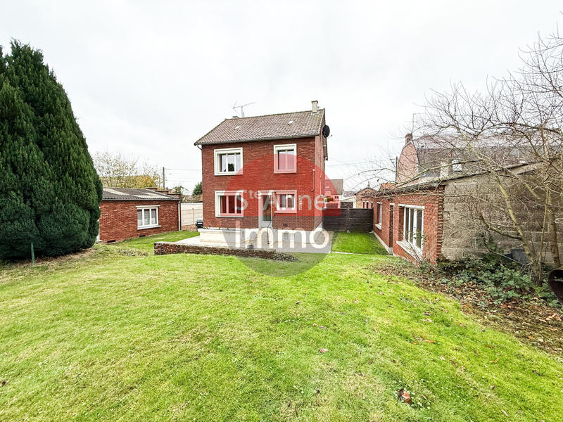 Maison - 85 m² - 5 pièces