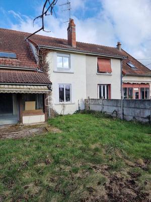 Maison - 92 m² - 4 pièces