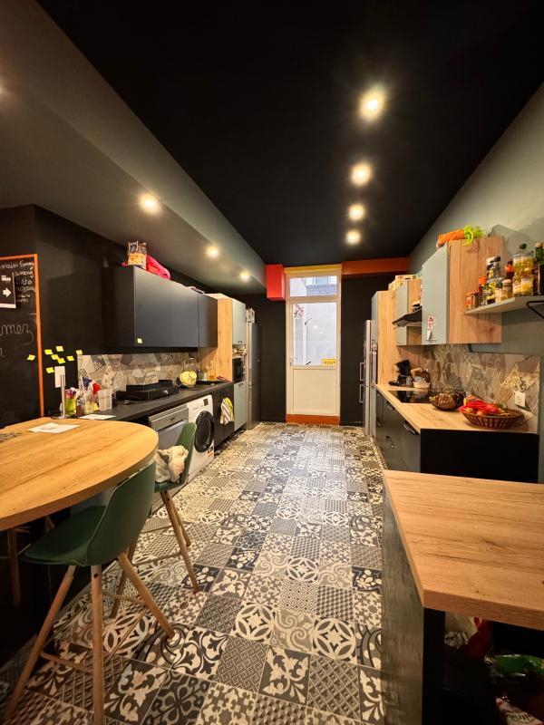 Maison - 140 m² - 8 pièces