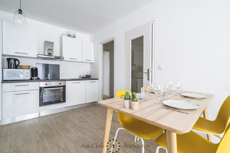 Appartement - 85 m² - 5 pièces