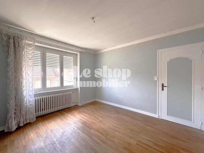 Maison - 190 m² - 9 pièces