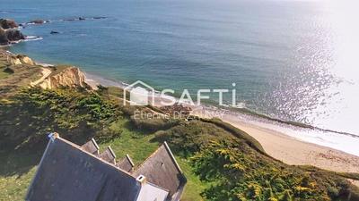 Villa - 199 m² - 9 pièces